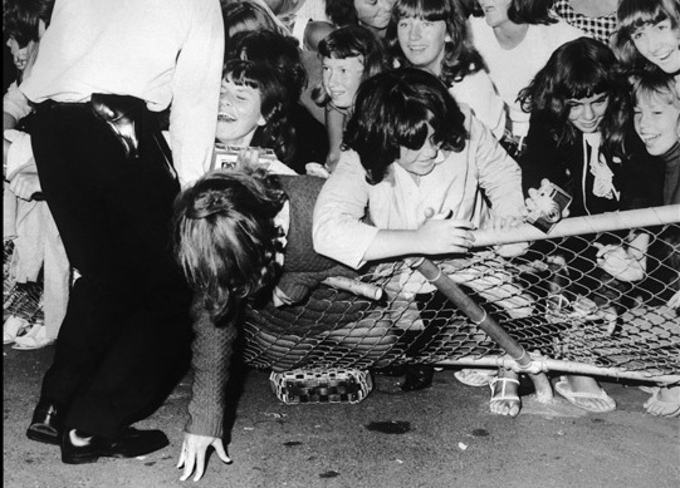 The Rolling Stones / Sydney, Australia Airport (21 января 1965)